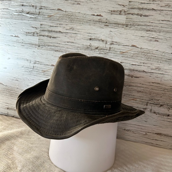 CONNOR Accessories Connor Indy Water Resistant Cotton Hat Poshmark